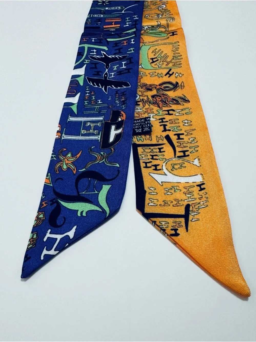 BLUE ORANGE ABSTRACT STORY PRINT SKINNY SCARF BAG HANDLE HAIR RIBBON NECK TIE